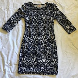 Dark Blue form-fitting 3/4 sleeve dress Size S